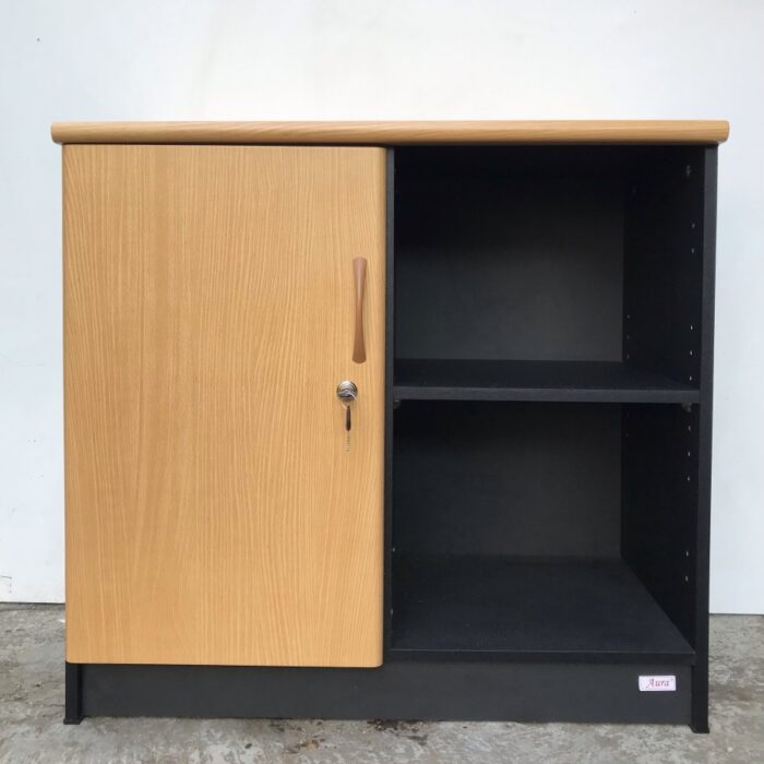 Credensa Pintu Panel Aura Bandung type ACRP 75