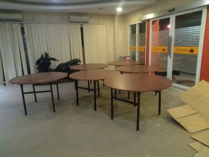 Custom Meja Lipat